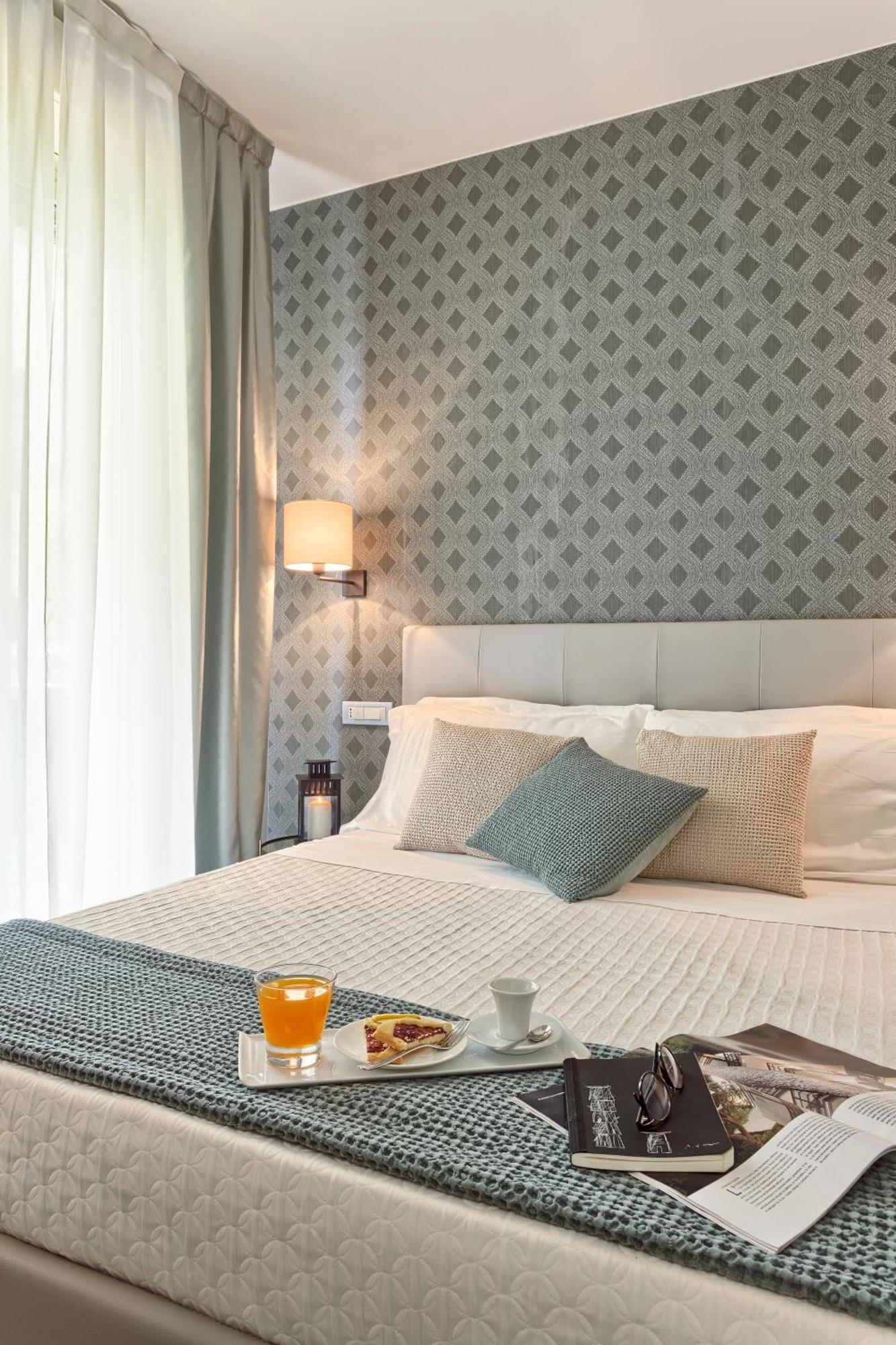 Hotel Lady Mary Milano Marittima Bagian luar foto